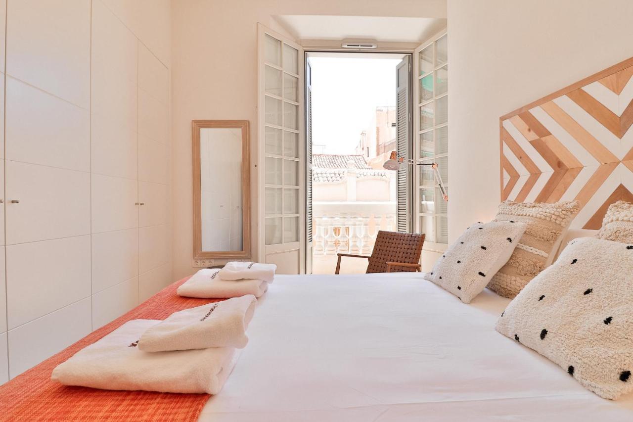 C74 - Marvelous 3 Bedroom Apartment In Historical Малага Екстериор снимка